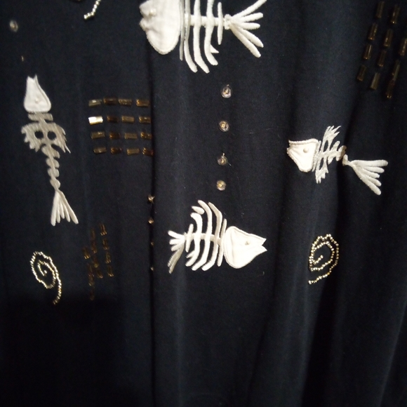2 women's XL 80's Shirts, - Picture 3 of 6